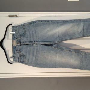 EUC Everlane Curvy 90s Cheeky Straight Jean